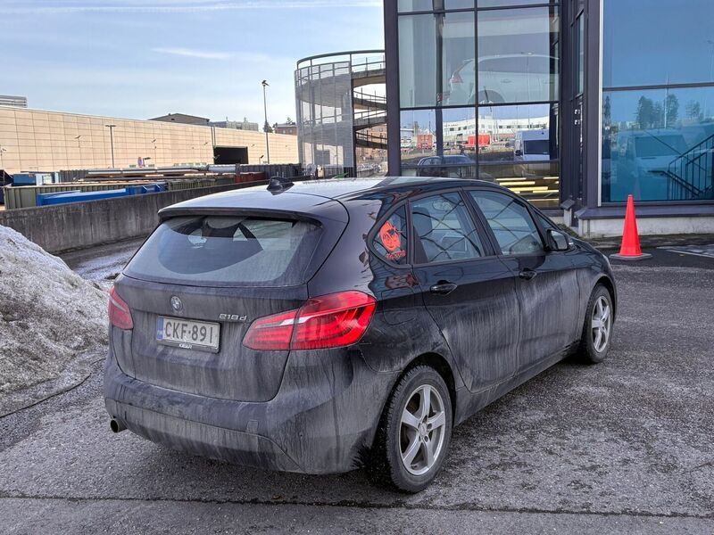 BMW 218 vaihtoauto