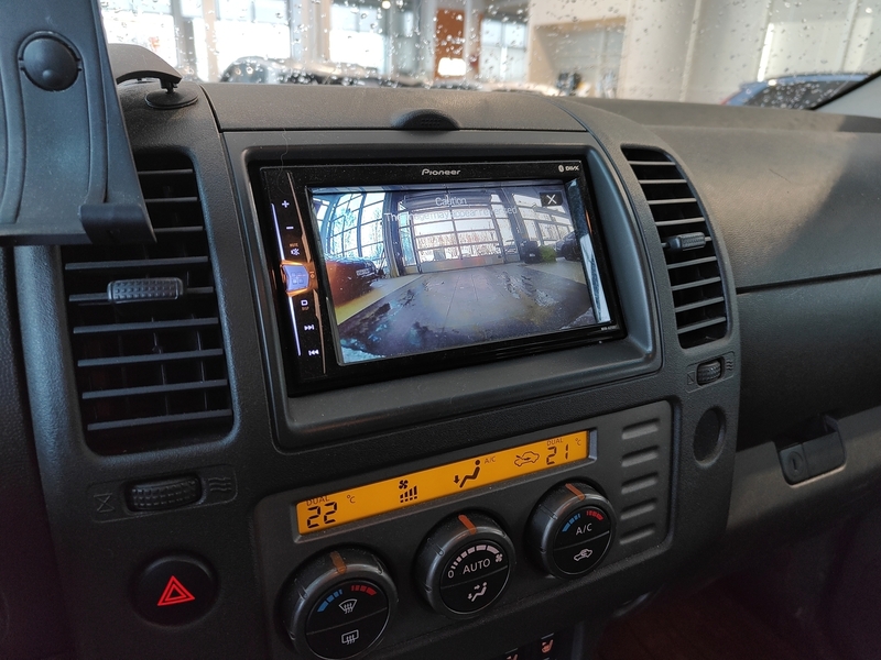 Nissan Navara vaihtoauto