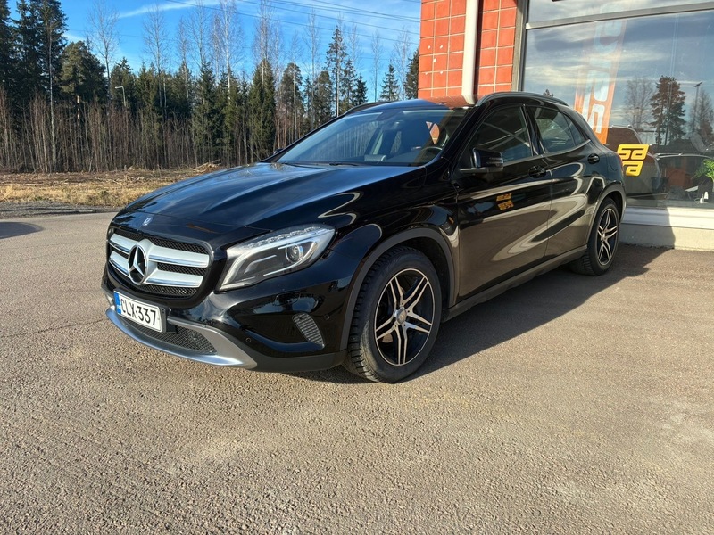 Mercedes-Benz GLA vaihtoauto