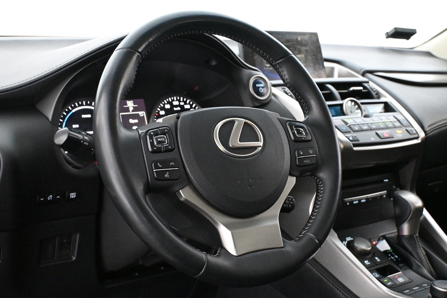 Lexus NX vaihtoauto