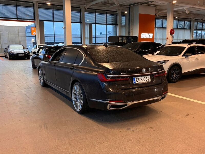 BMW 745 vaihtoauto