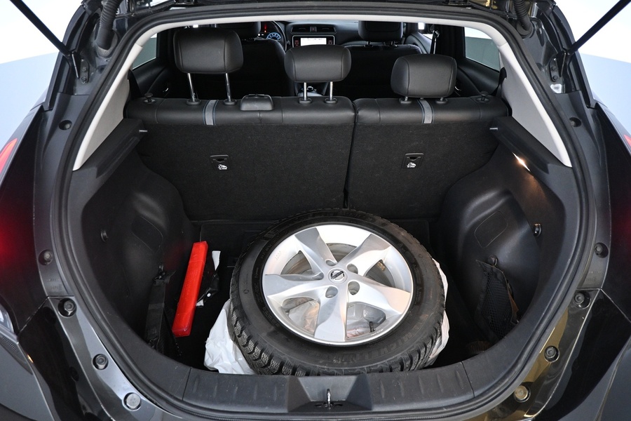 Nissan Leaf vaihtoauto