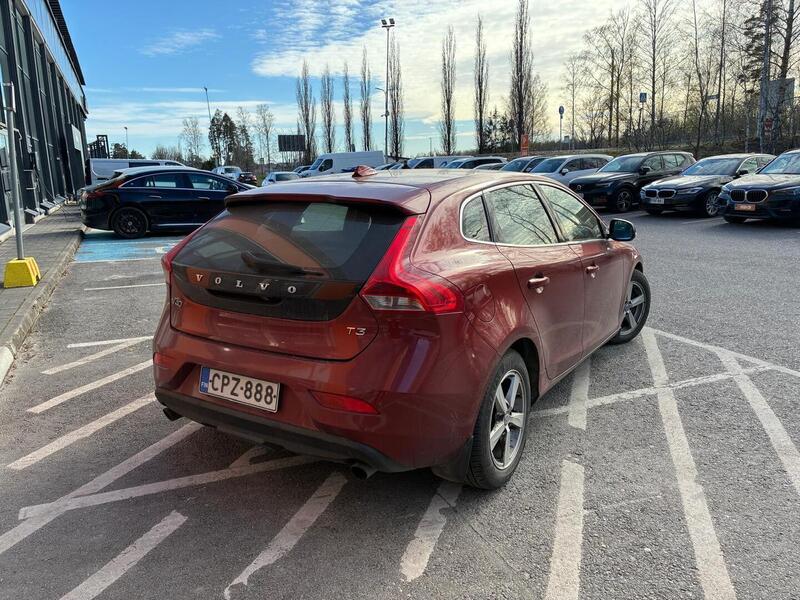 Volvo V40 vaihtoauto