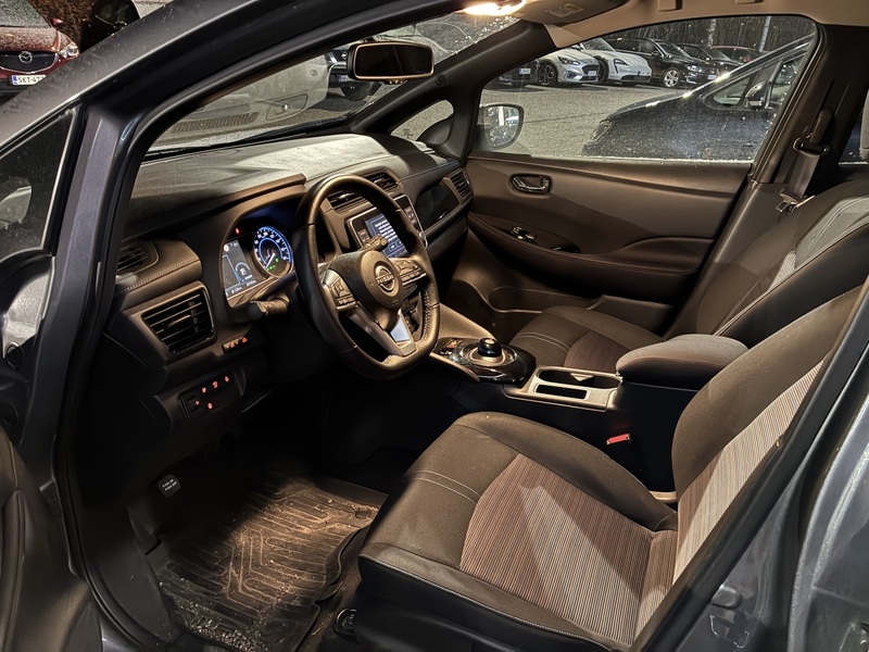 Nissan Leaf vaihtoauto