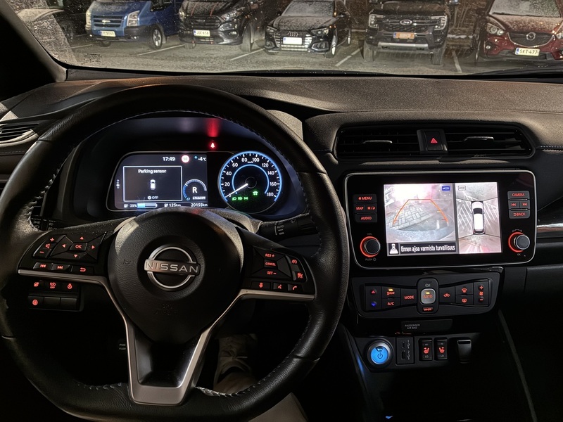 Nissan Leaf vaihtoauto