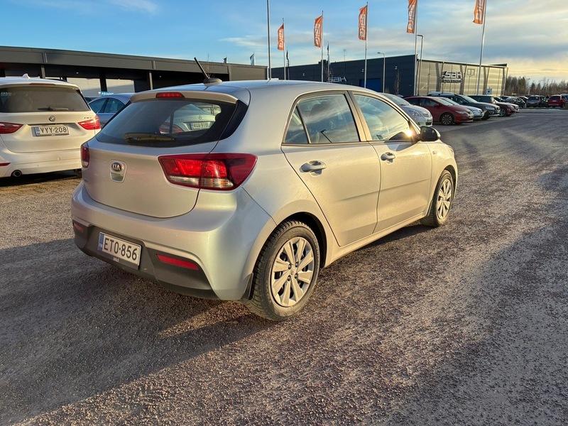 Kia Rio vaihtoauto