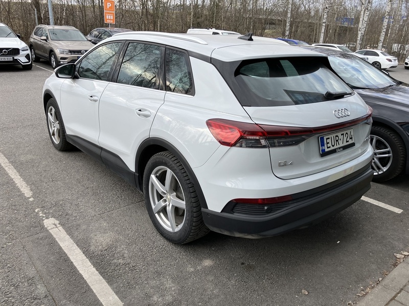 Audi Q4 e-tron vaihtoauto