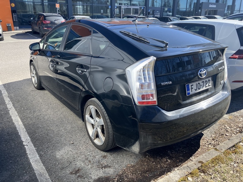 Toyota Prius vaihtoauto