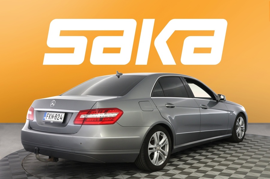 Mercedes-Benz E vaihtoauto