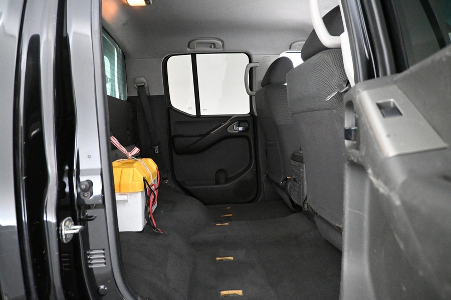 Nissan Navara vaihtoauto