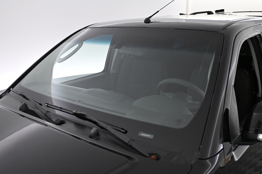 Nissan Navara vaihtoauto