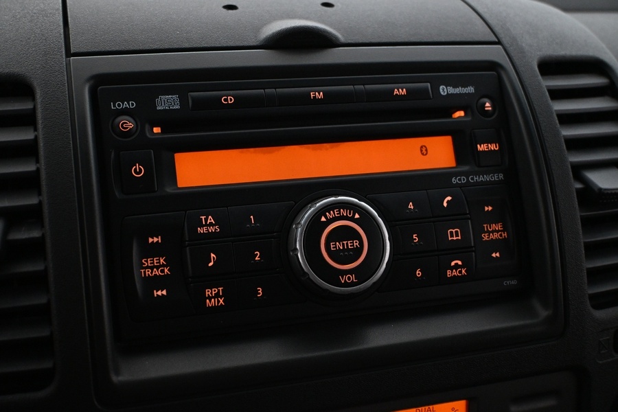 Nissan Navara vaihtoauto