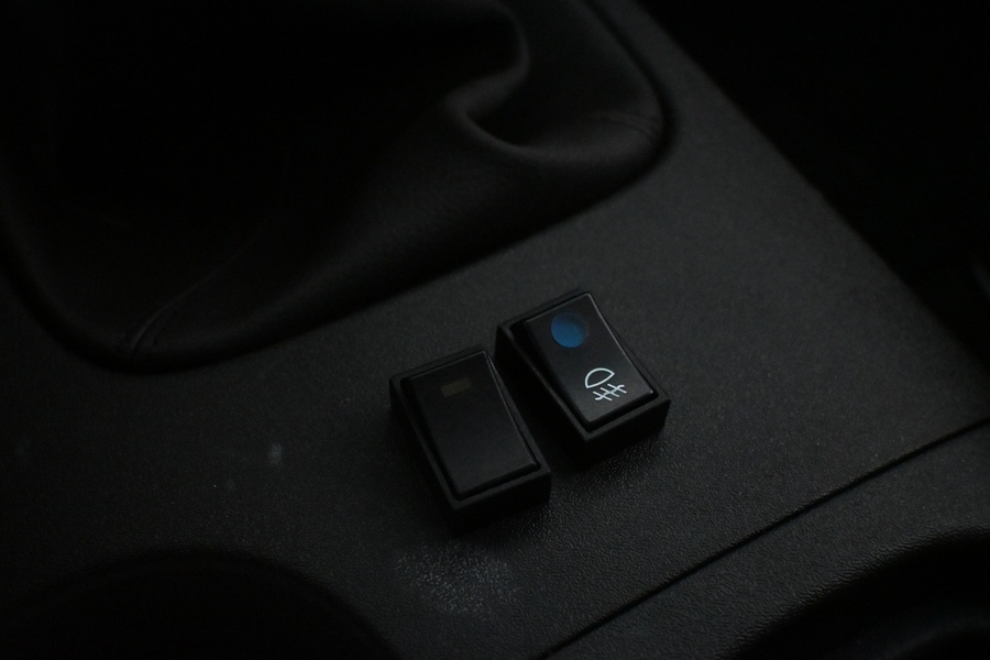 Nissan Navara vaihtoauto