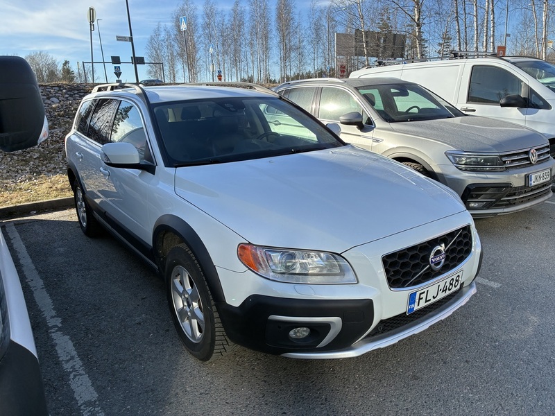 Volvo XC70 vaihtoauto