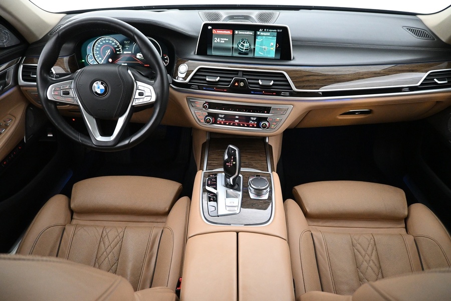 BMW 740 vaihtoauto