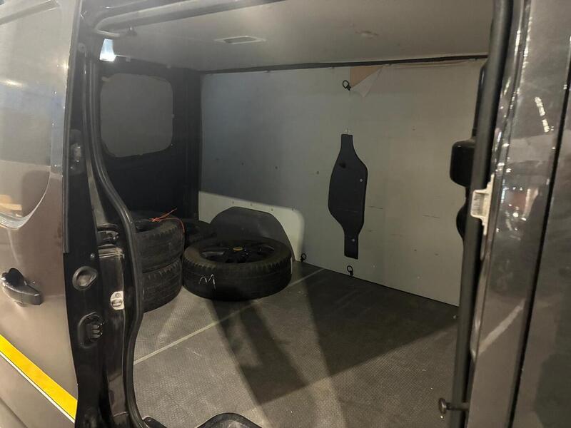 Renault Trafic vaihtoauto