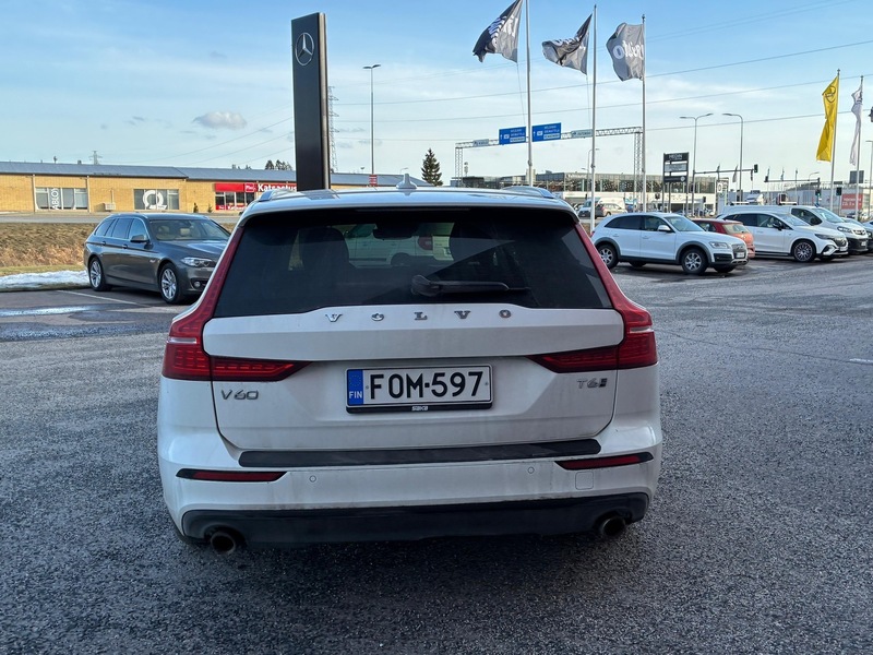 Volvo V60 vaihtoauto