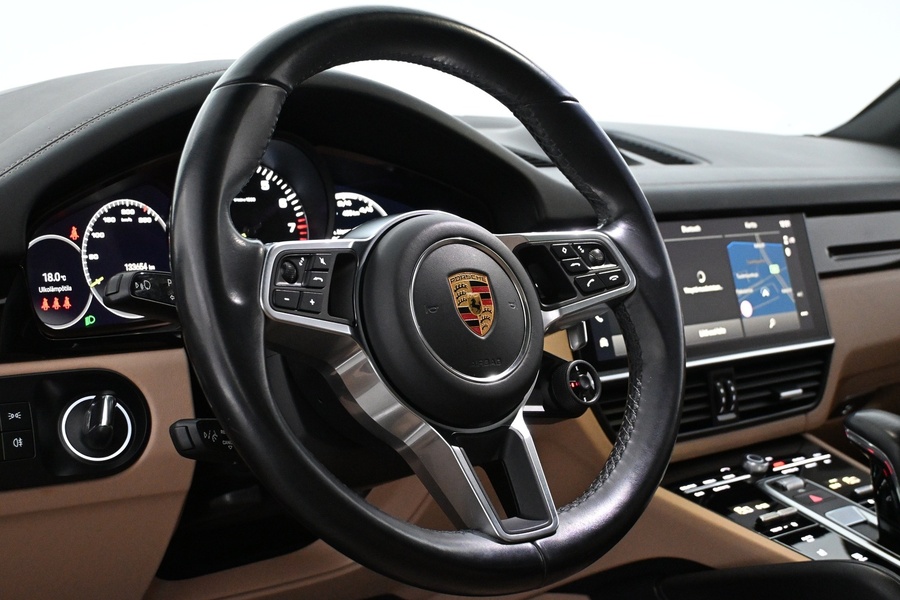 Porsche Cayenne vaihtoauto