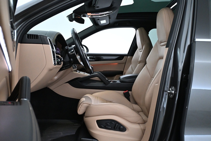 Porsche Cayenne vaihtoauto