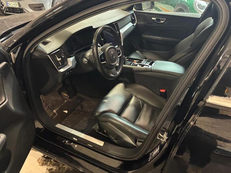 Volvo V60 vaihtoauto