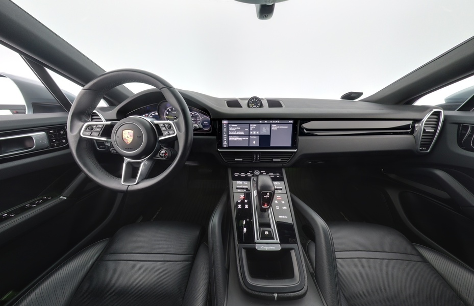 Porsche Cayenne vaihtoauto