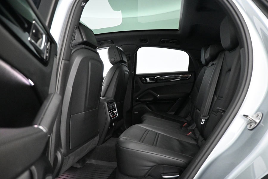 Porsche Cayenne vaihtoauto