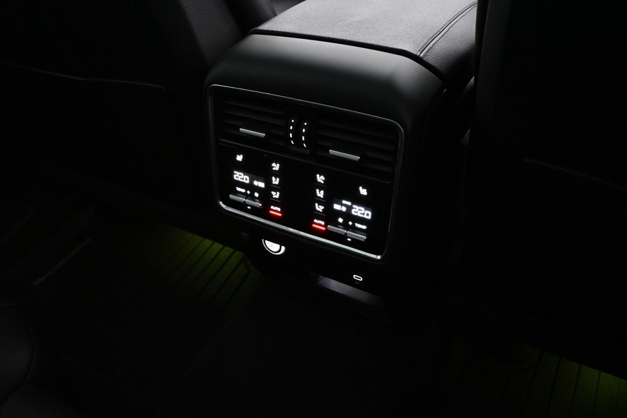 Porsche Cayenne vaihtoauto