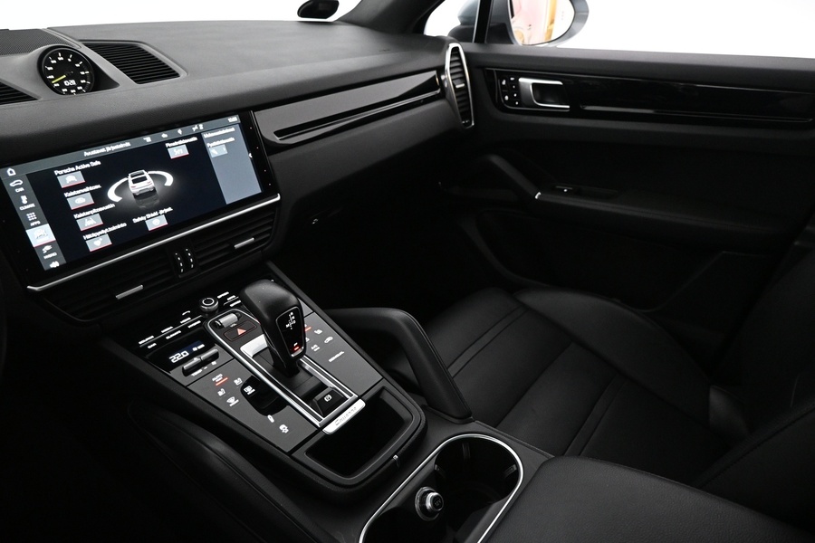 Porsche Cayenne vaihtoauto