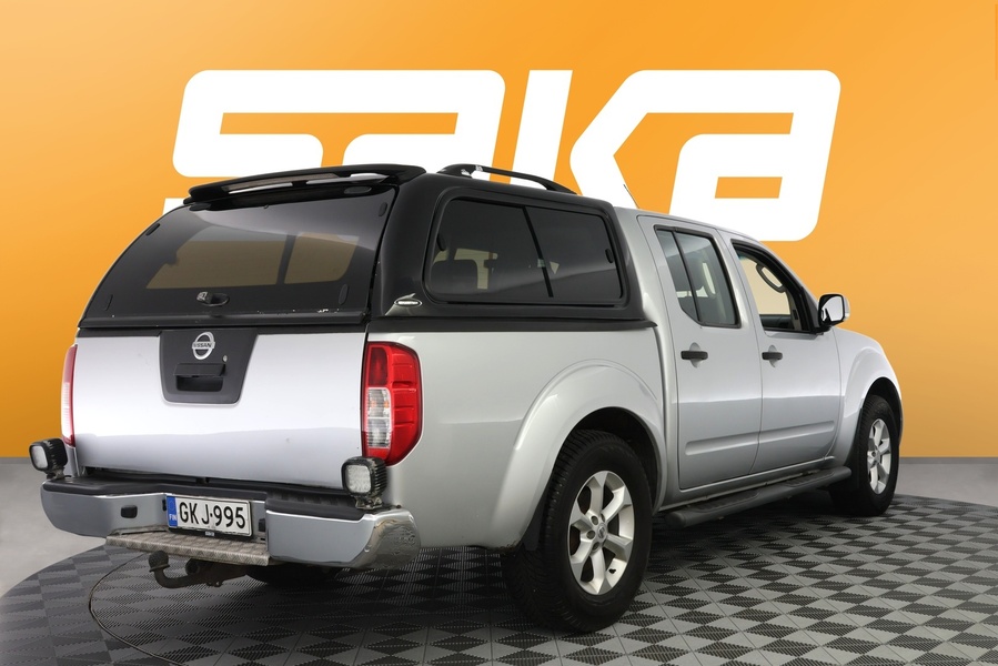 Nissan Navara vaihtoauto