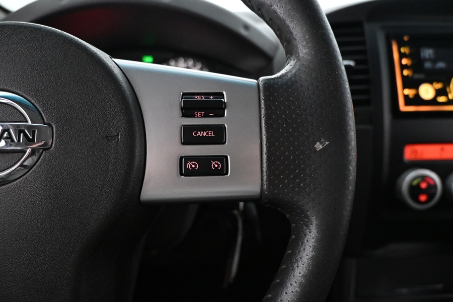 Nissan Navara vaihtoauto