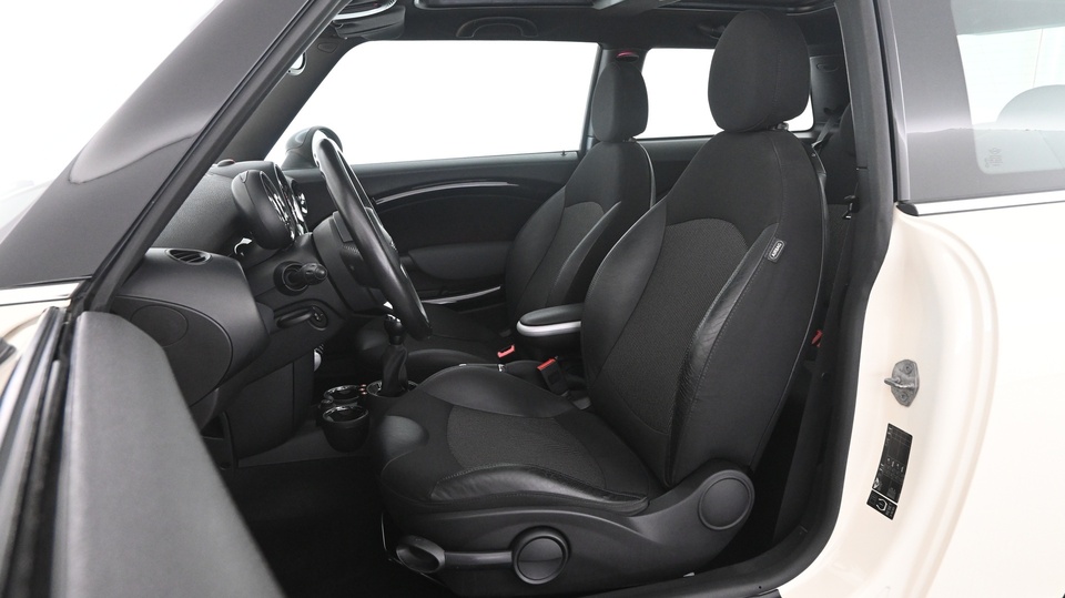 Mini Cooper vaihtoauto