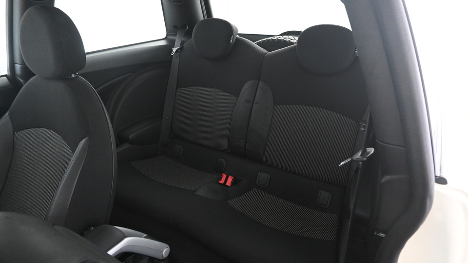 Mini Cooper vaihtoauto