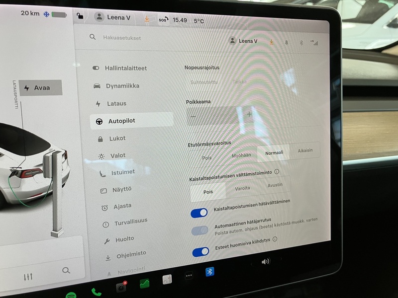 Tesla Model 3 vaihtoauto