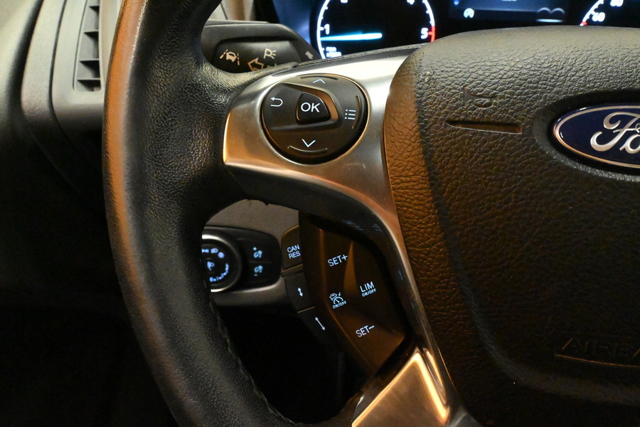 Ford Grand Tourneo Connect vaihtoauto