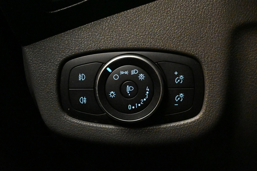 Ford Grand Tourneo Connect vaihtoauto