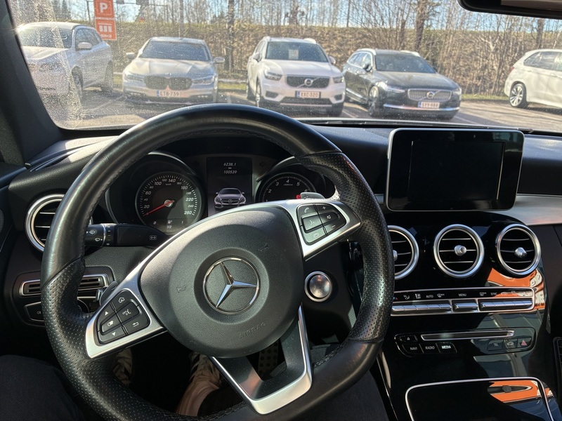 Mercedes-Benz C vaihtoauto