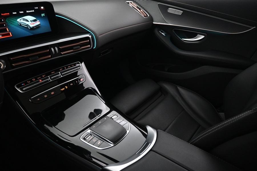 Mercedes-Benz EQC vaihtoauto