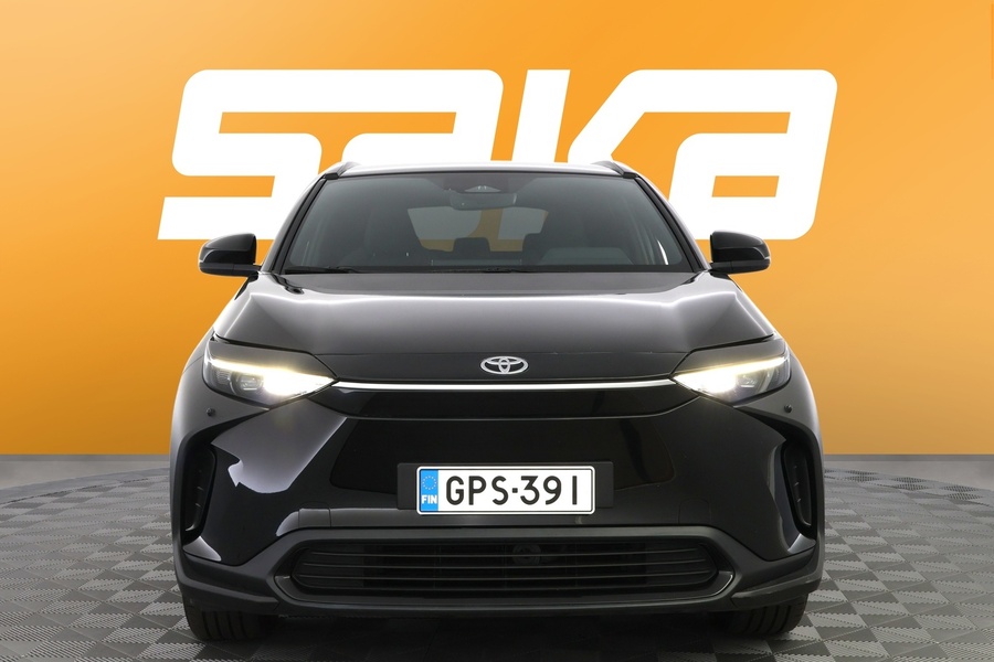 Toyota bZ4X vaihtoauto