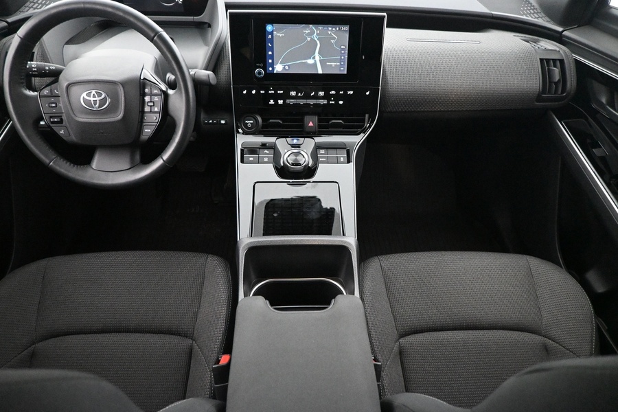 Toyota bZ4X vaihtoauto