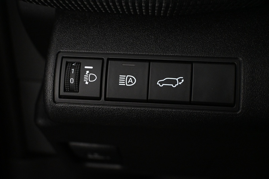 Toyota bZ4X vaihtoauto