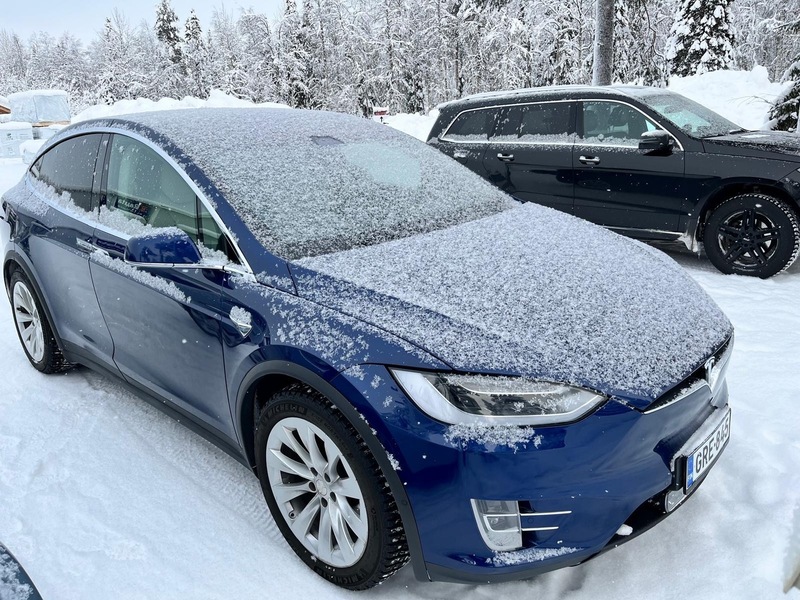 Tesla Model X vaihtoauto
