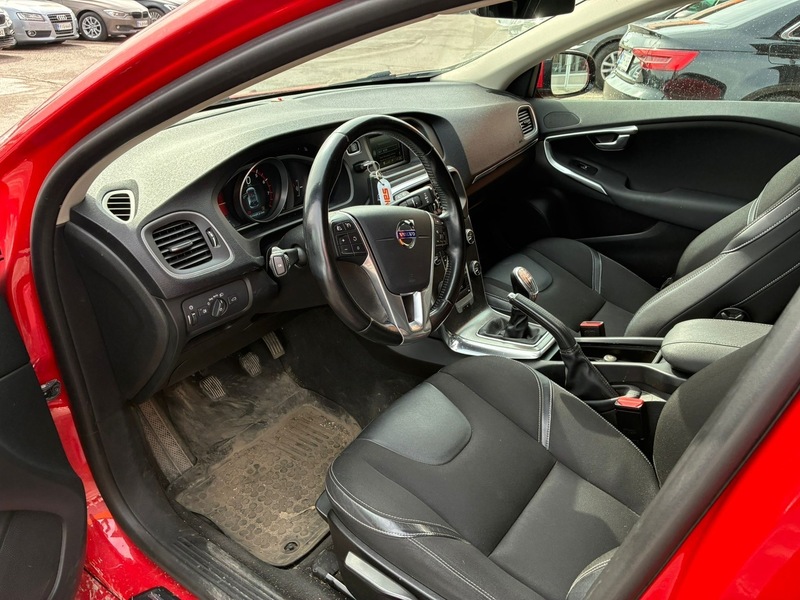 Volvo V40 vaihtoauto