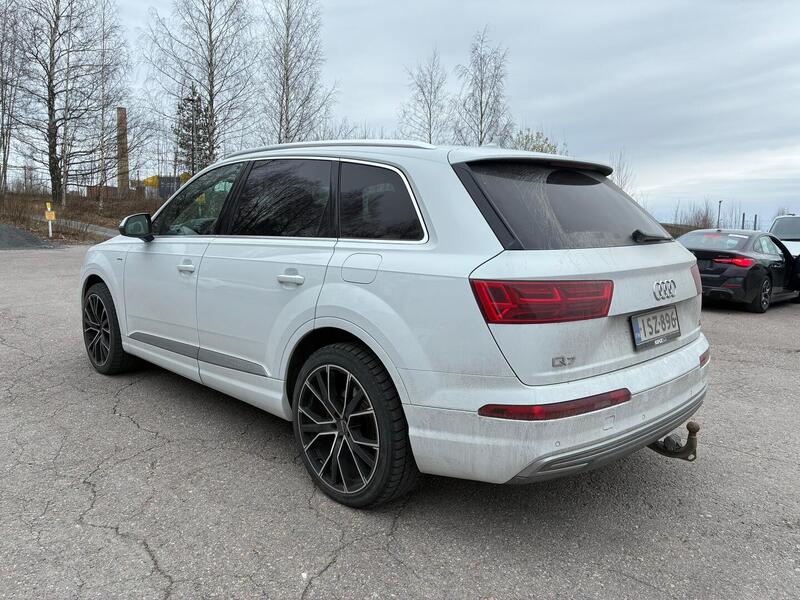 Audi Q7 vaihtoauto