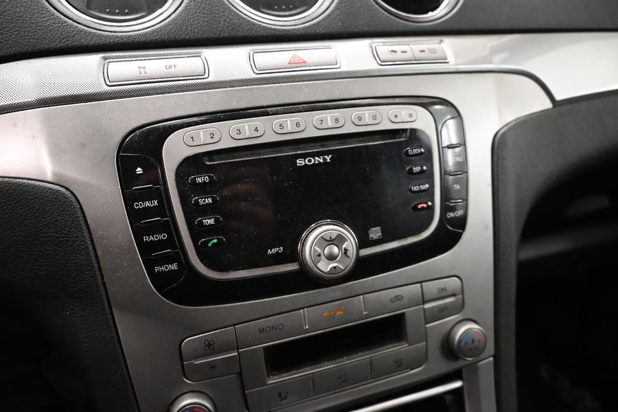 Ford Galaxy vaihtoauto