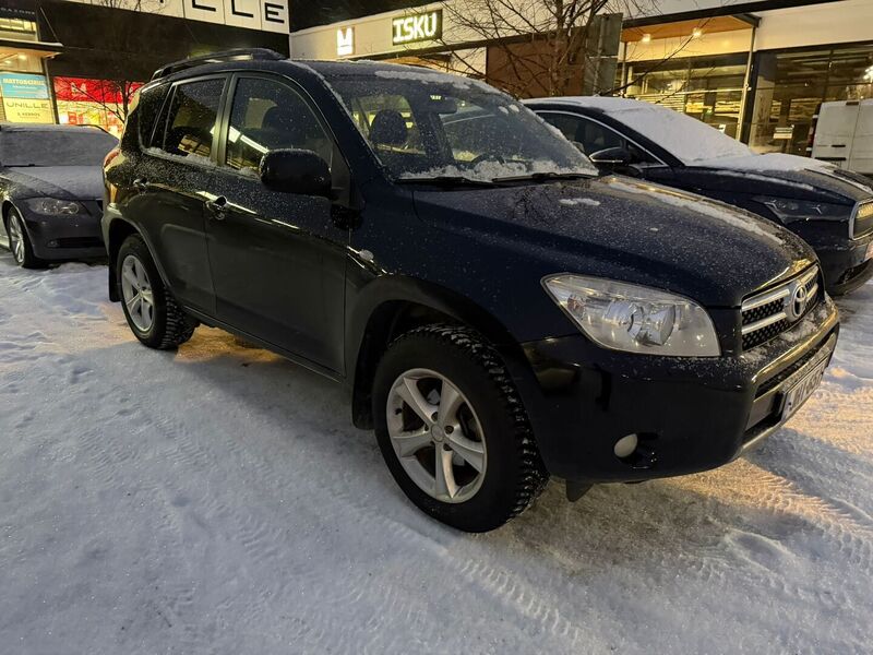 Toyota RAV4 vaihtoauto