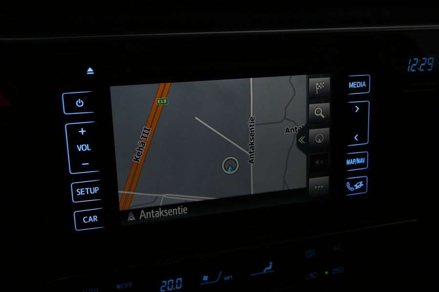 Toyota Auris vaihtoauto