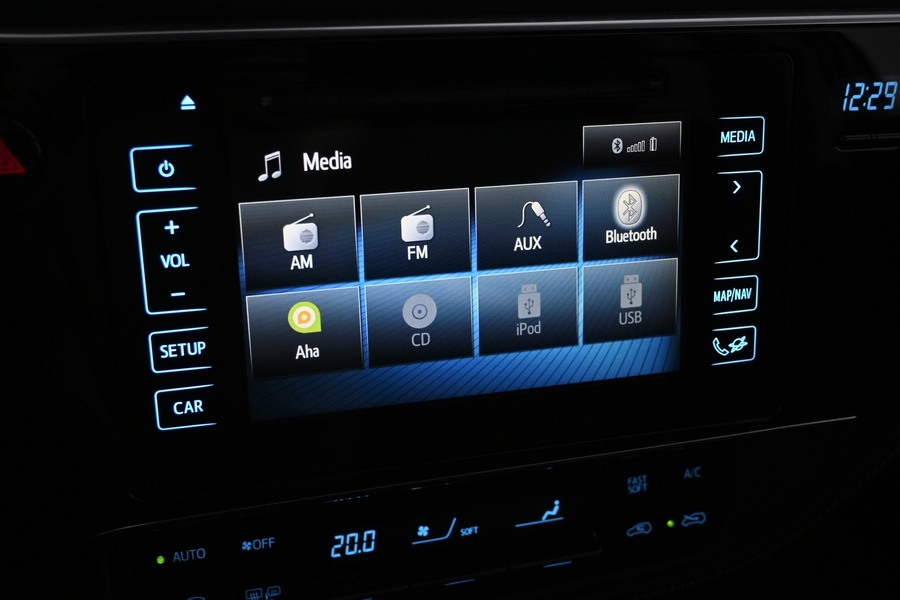 Toyota Auris vaihtoauto