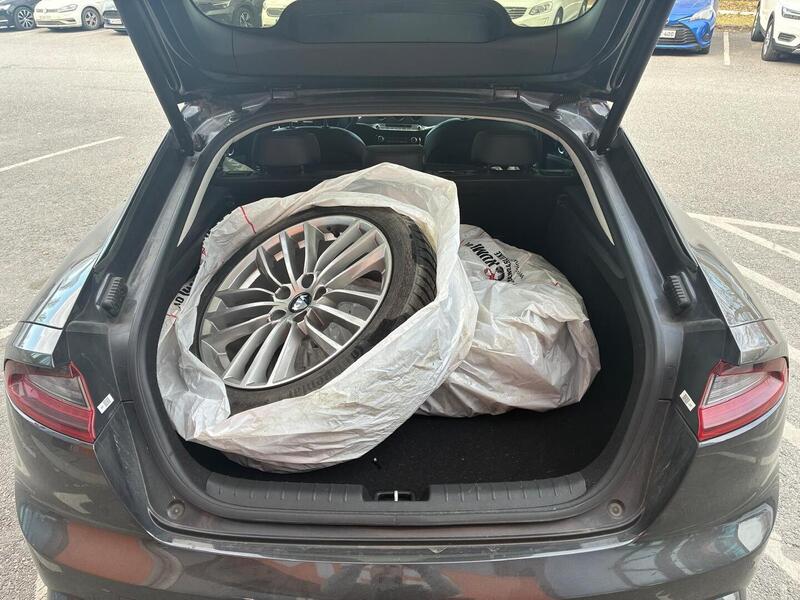 Kia Stinger vaihtoauto