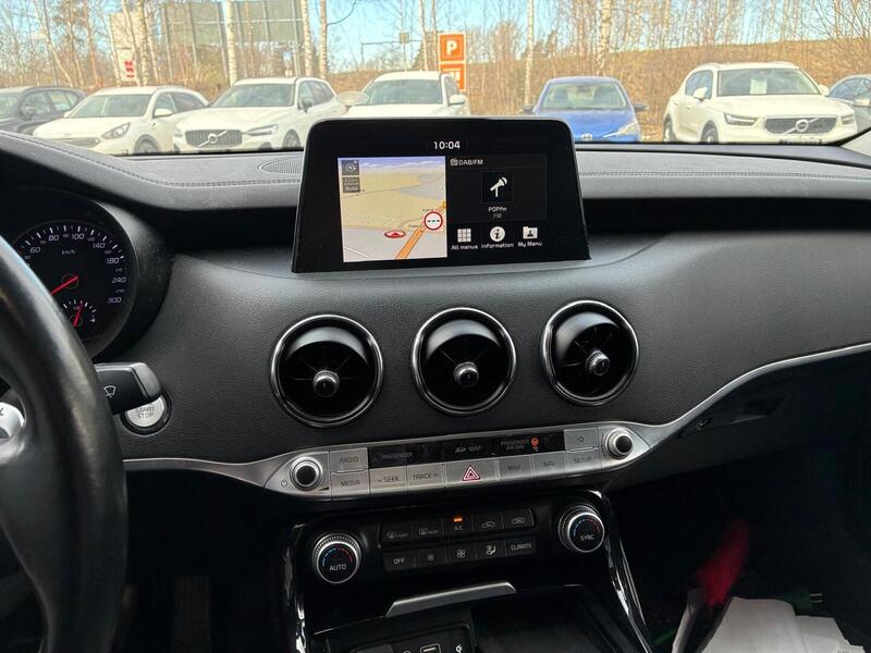 Kia Stinger vaihtoauto