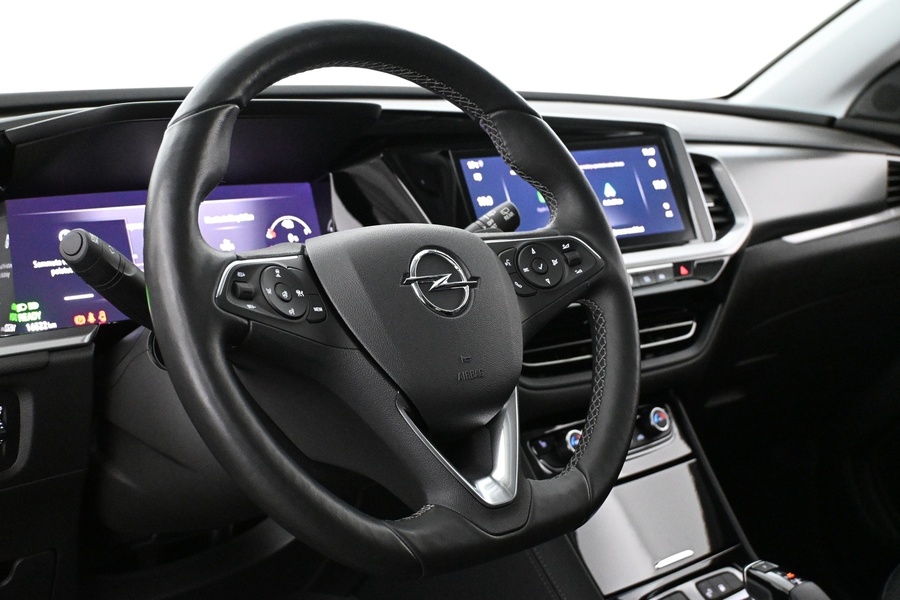 Opel Grandland vaihtoauto